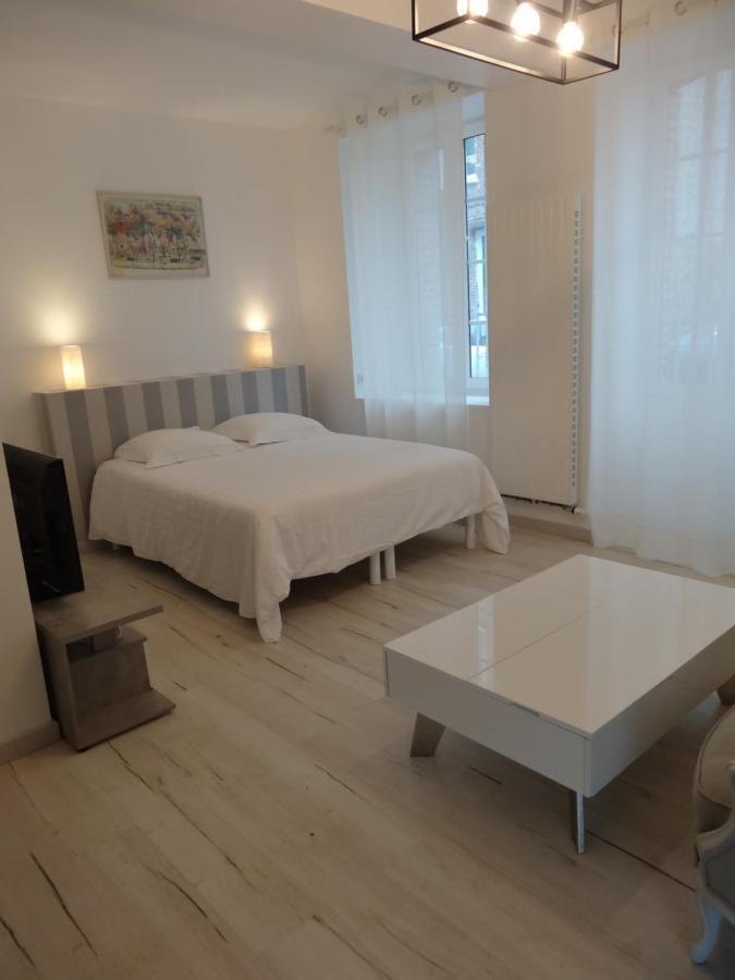 Bed and Breakfast Les Petites Tuileries Bray-sur-Seine Esterno foto